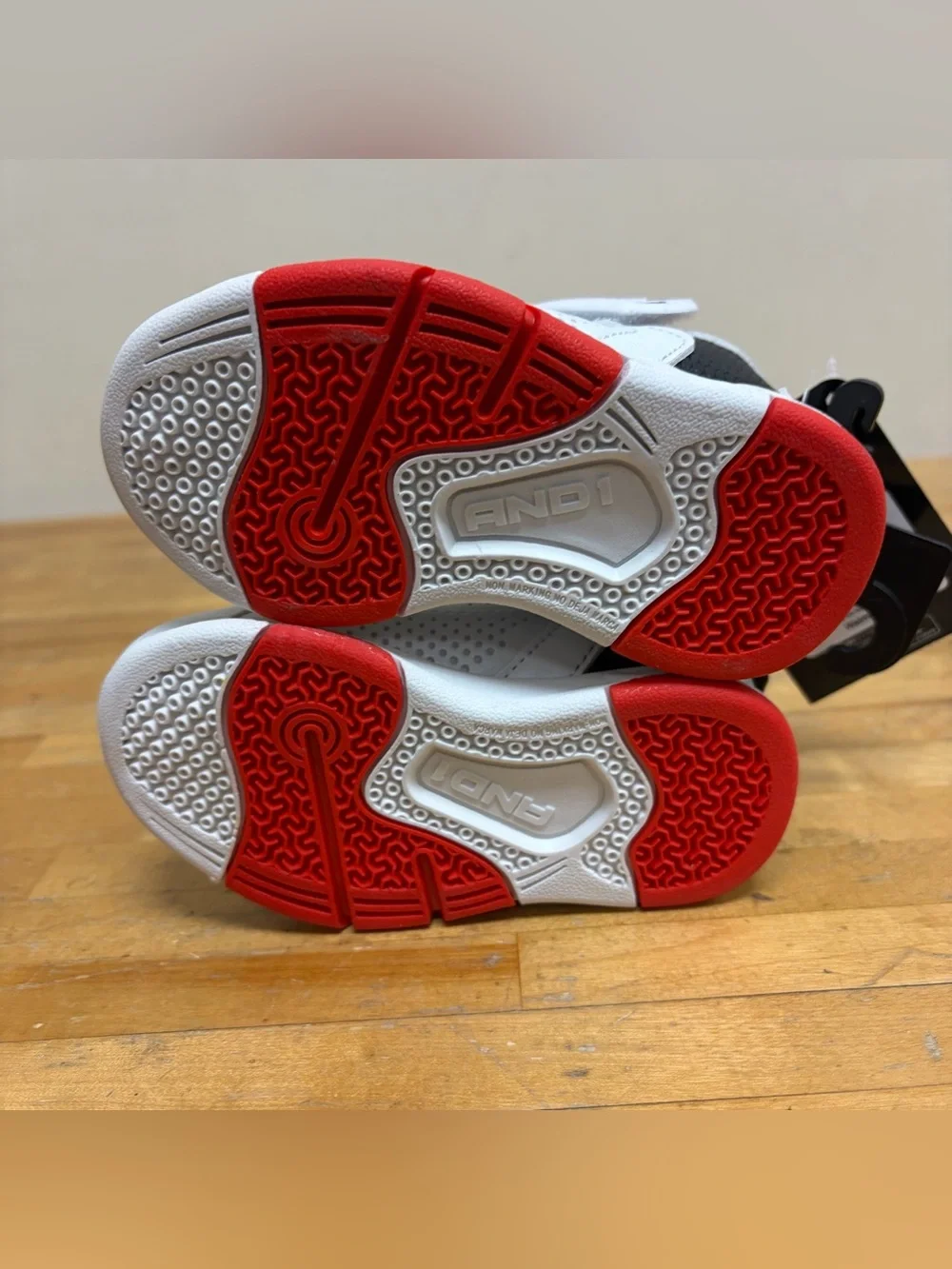 AND1 Baby Boys Athletic Strap Sneakers White Black Red Size 5 NWT